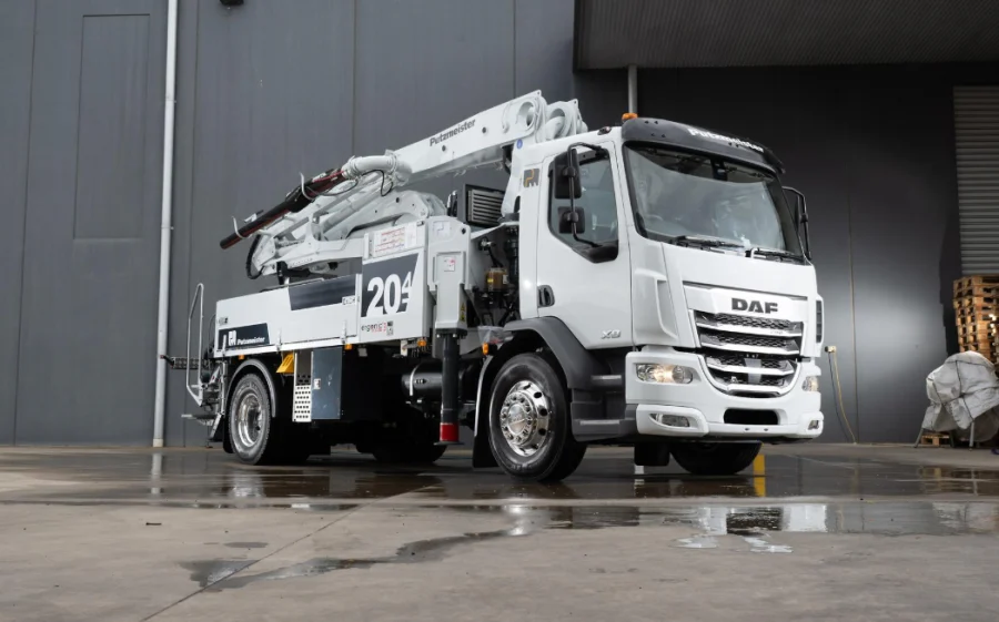 Putzmeister BSF 20-4.12 H truck mounted boom pump on a DAF chassis, 20 metre boom