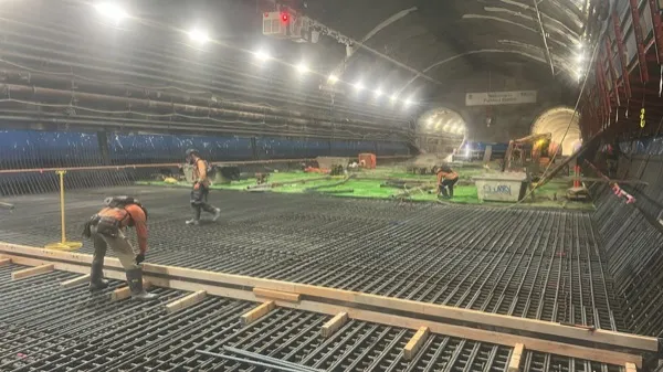 Part of a 650 m line push through the tunnel at Pyrmont East